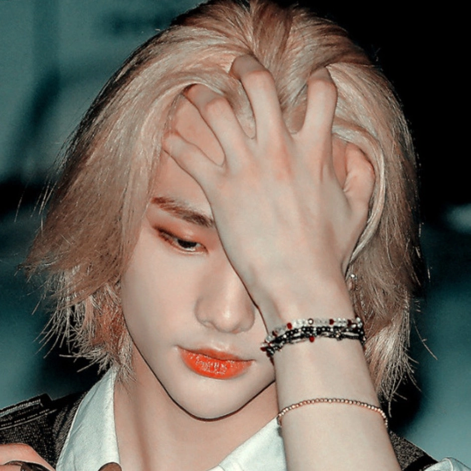 Hwang Hyunjin