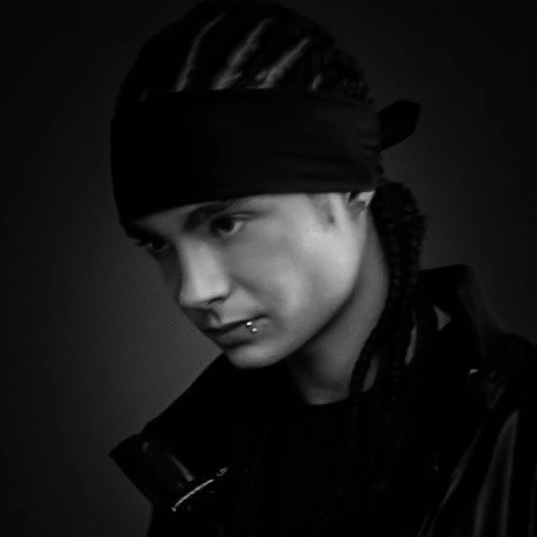 Tom Kaulitz || ⁸⁹