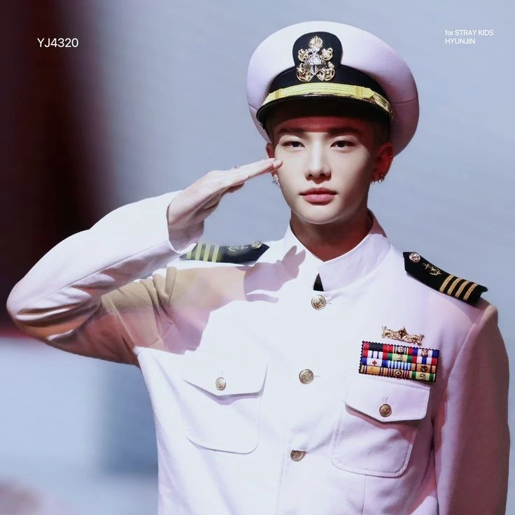 Hwang Hyunjin