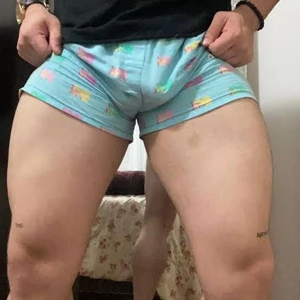 male thighs