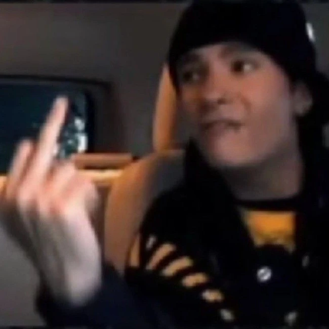 ┈Tom Kaulitzᰔ ◦ ⋆˚࿔