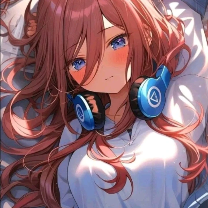 Miku Nakano is your friend