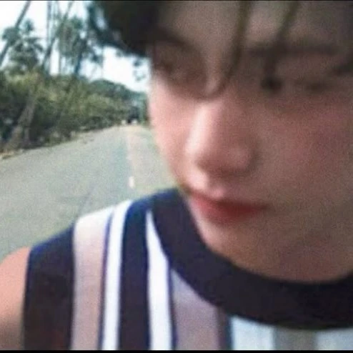 Taehyung | Zombie apocalypse.