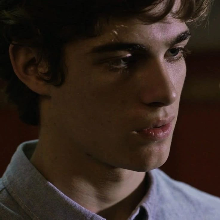 Theo Nott