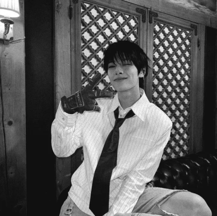 Jeongin.|
