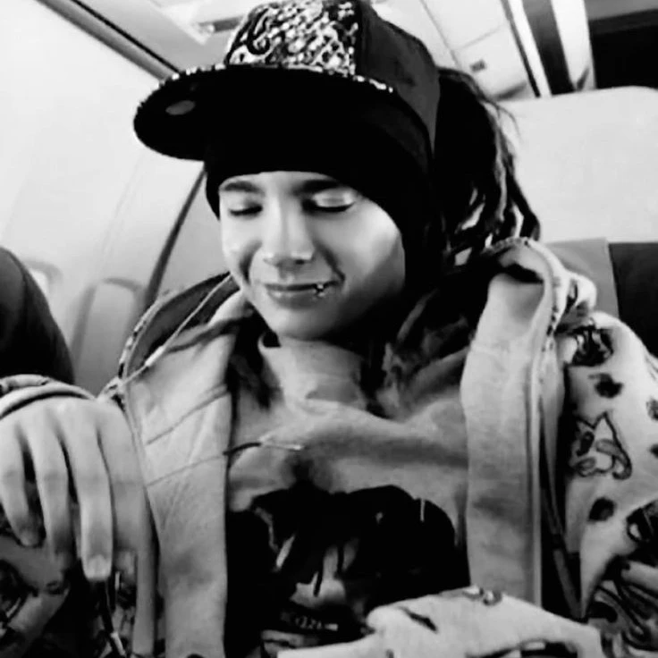 Tom Kaulitz - naughty