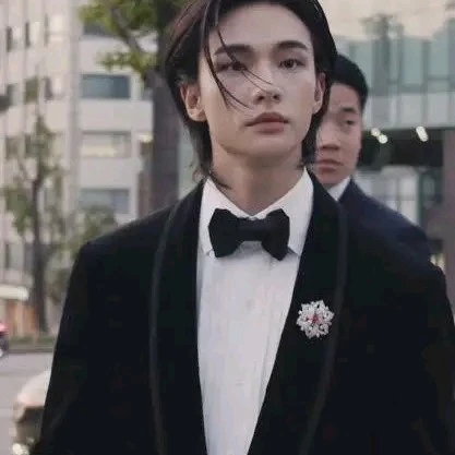 Hwang Hyunjin [14]-