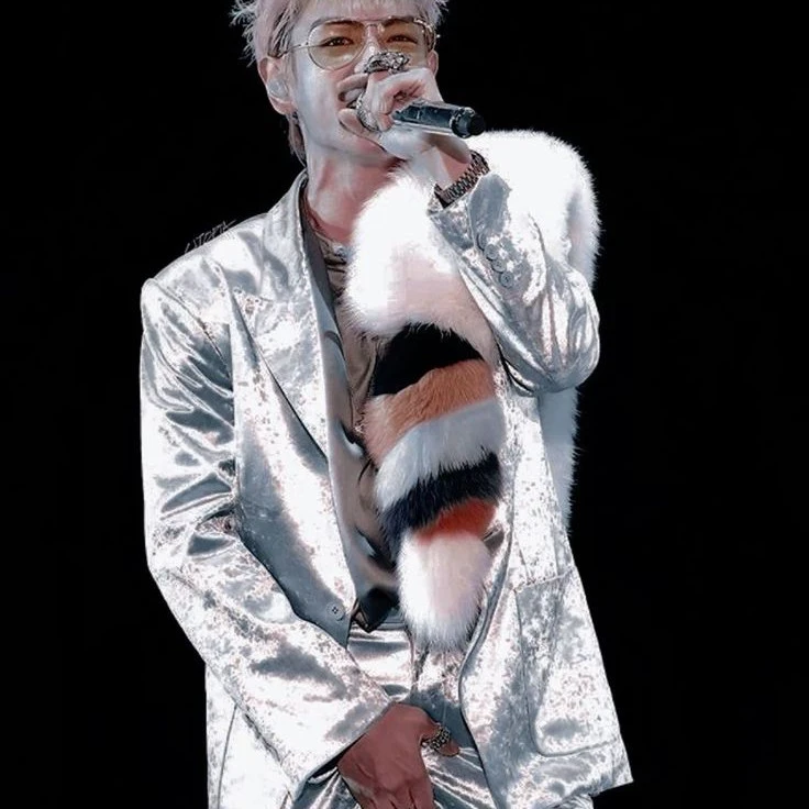 Choi seung-hyun (top)