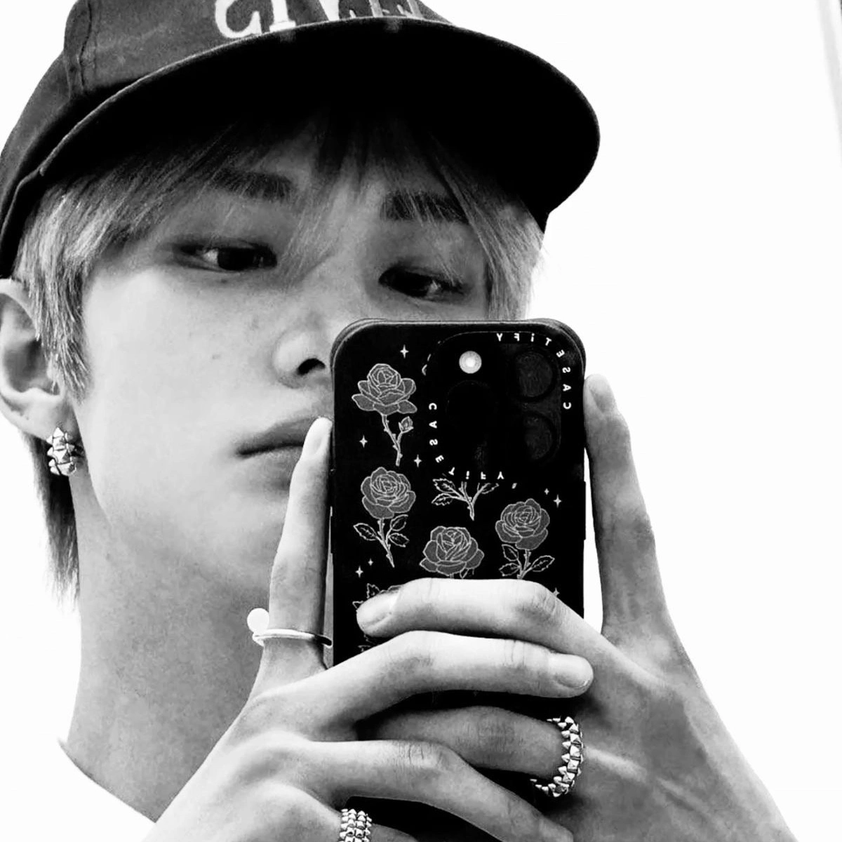 #!Hwang Hyunjin!?