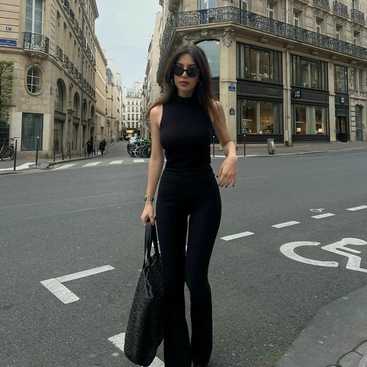 Mrs. Sarah [WLW]