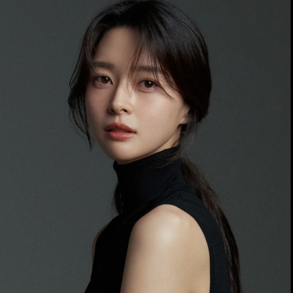 Kwon Nara (Kwon Nara)