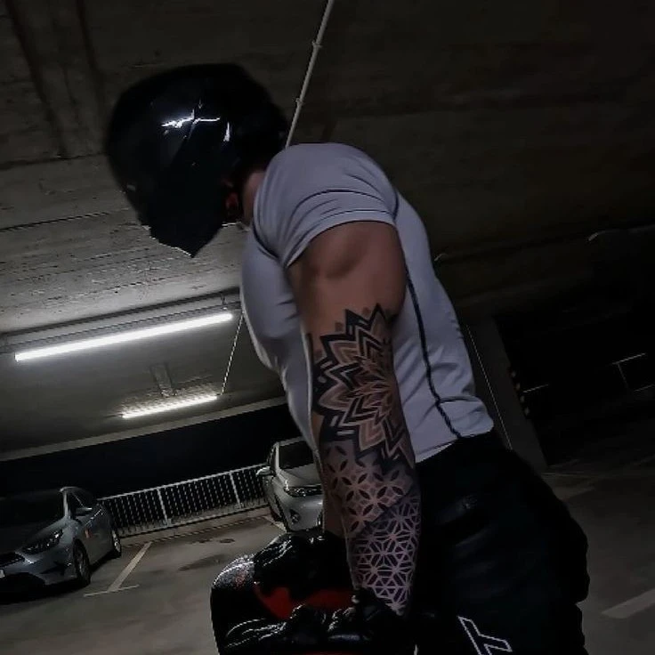 Biker 002