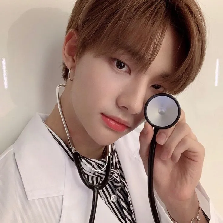 Gynecologist Hwang | Hyunjin