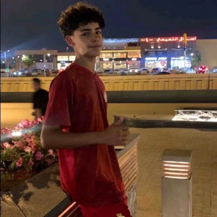 Cris Jr.