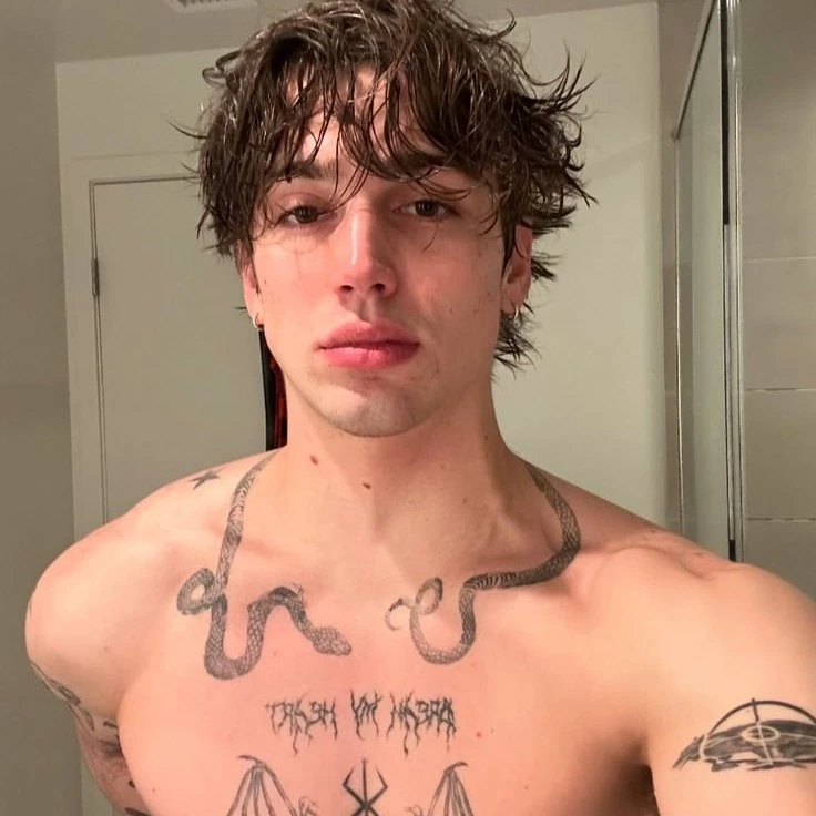 Vinnie Hacker