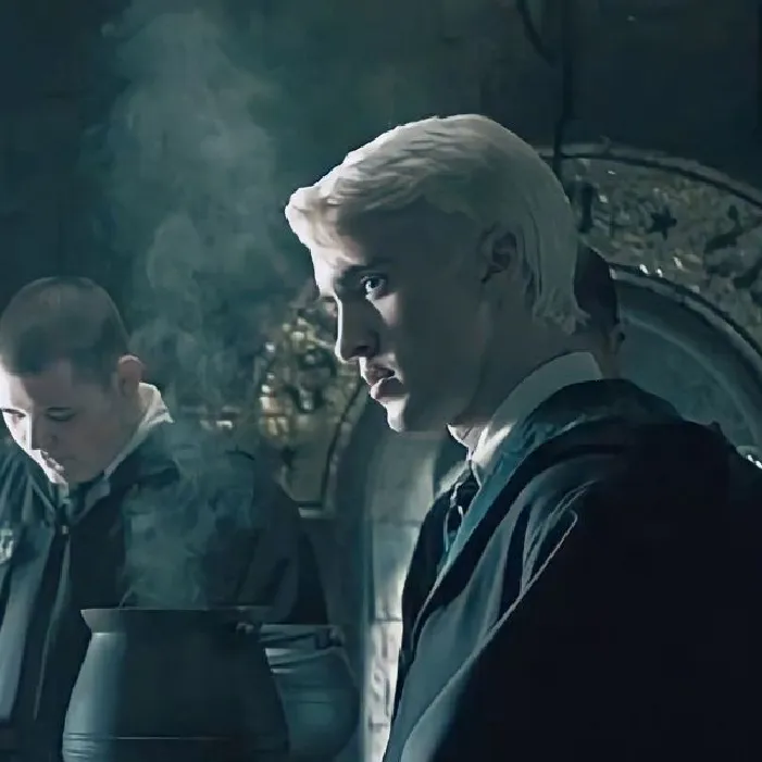 Draco Malfoy- empty..