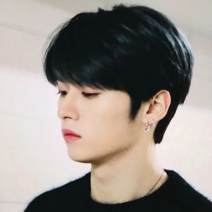 Lee Minho. ""$ Wth"? 🙏🏻🙏🏻(Minsung