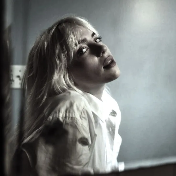 Billie Eilish ⁰²