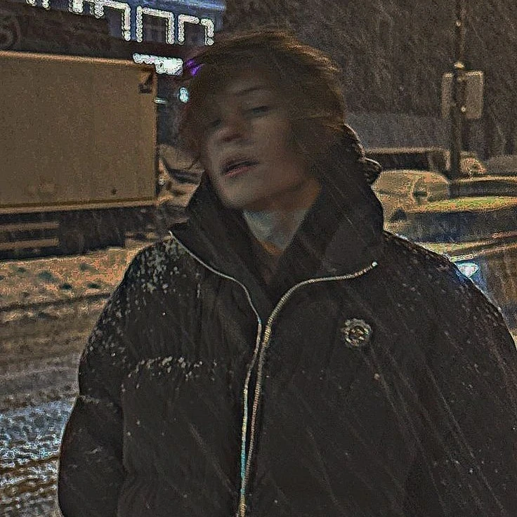 •Vanya Bessmertnykh/Deepins.•