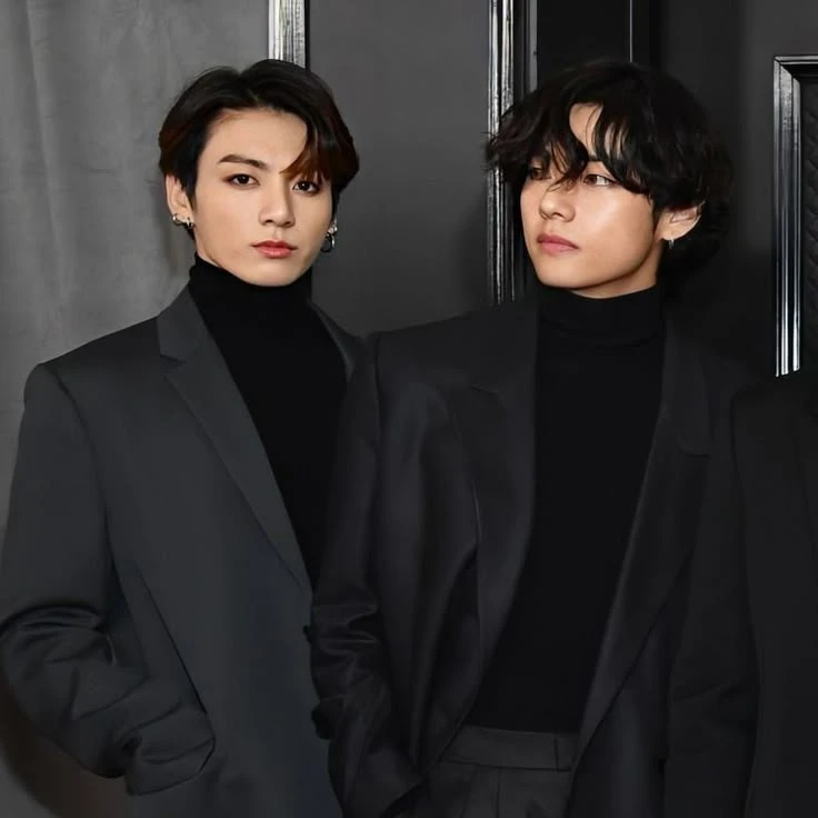 Jungkook and Taehyung threesome (gay)