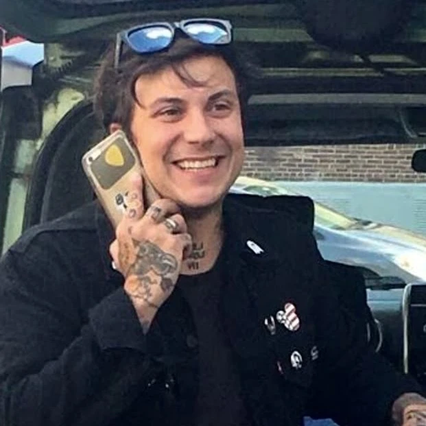 Frank Iero|Frankie (tutor at) !Frerard!