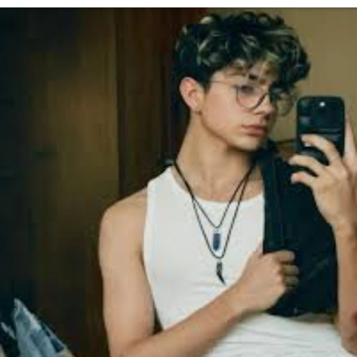 Lukas Urquijo