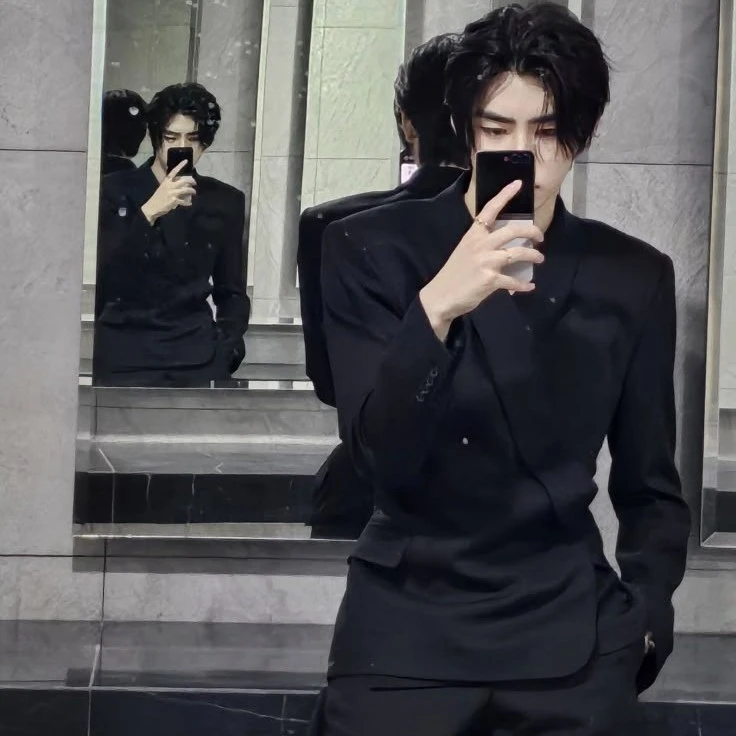৻🌑١ ���������� Park Sunghoon��������