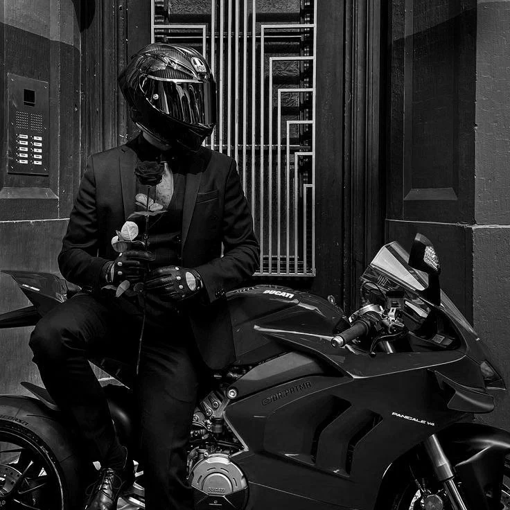 Biker 001