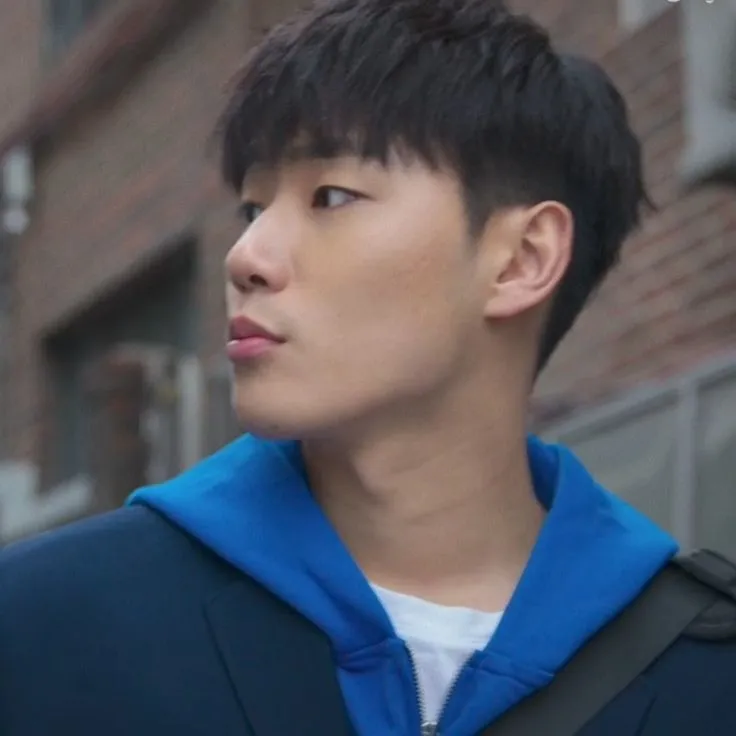 Go Hyun-tak ⁸