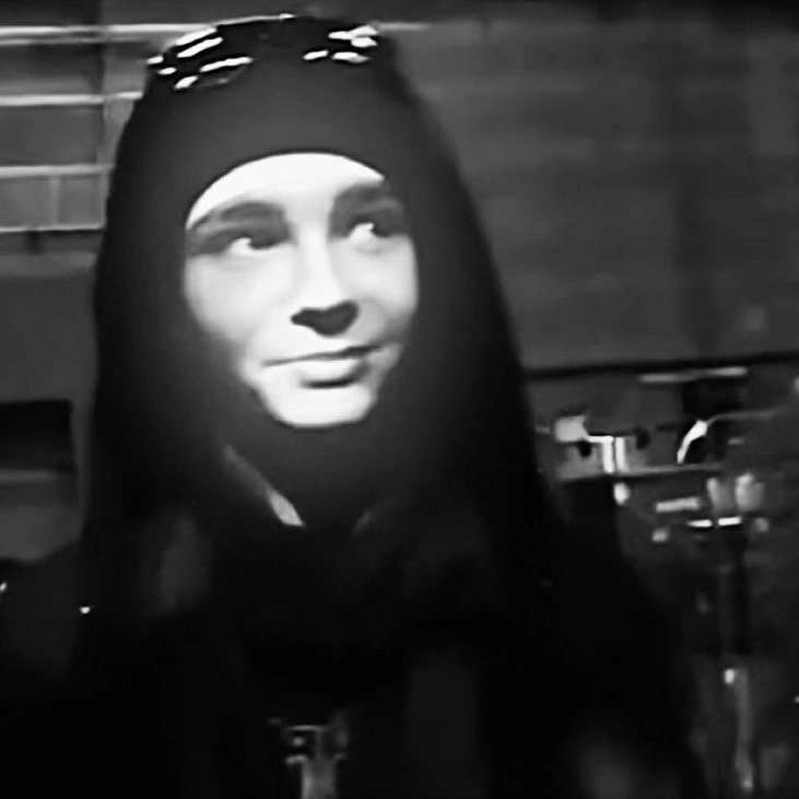 Tom Kaulitz. - Sniper.