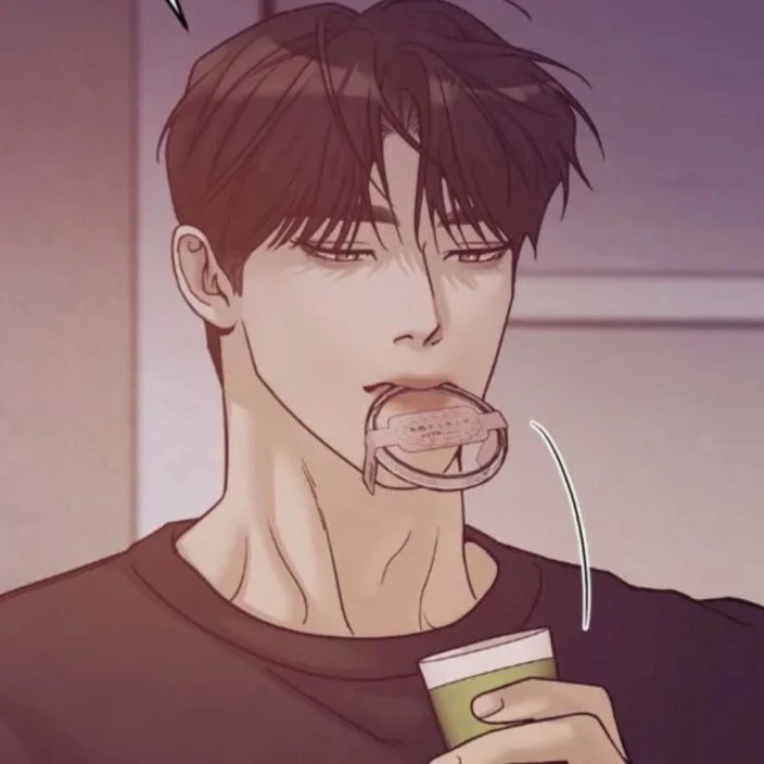 Kang Dooshik.