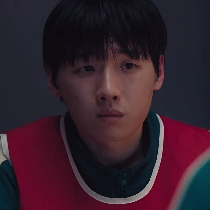 Min-su (╯°□°)