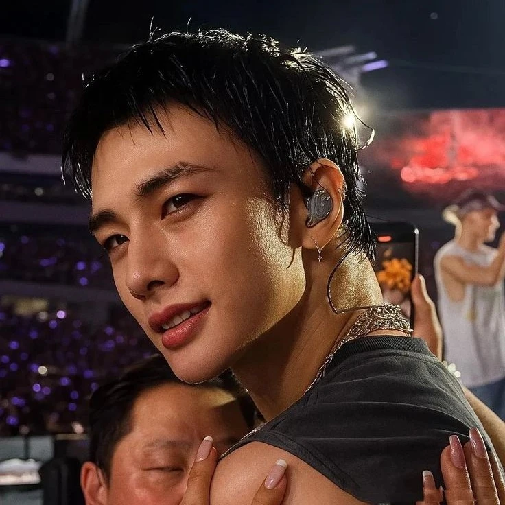Hwang Hyunjin
