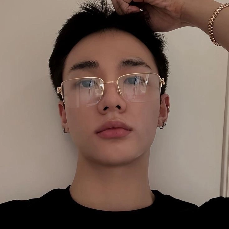 ᭡ . Hwang Hyunjin ͏ ꒱