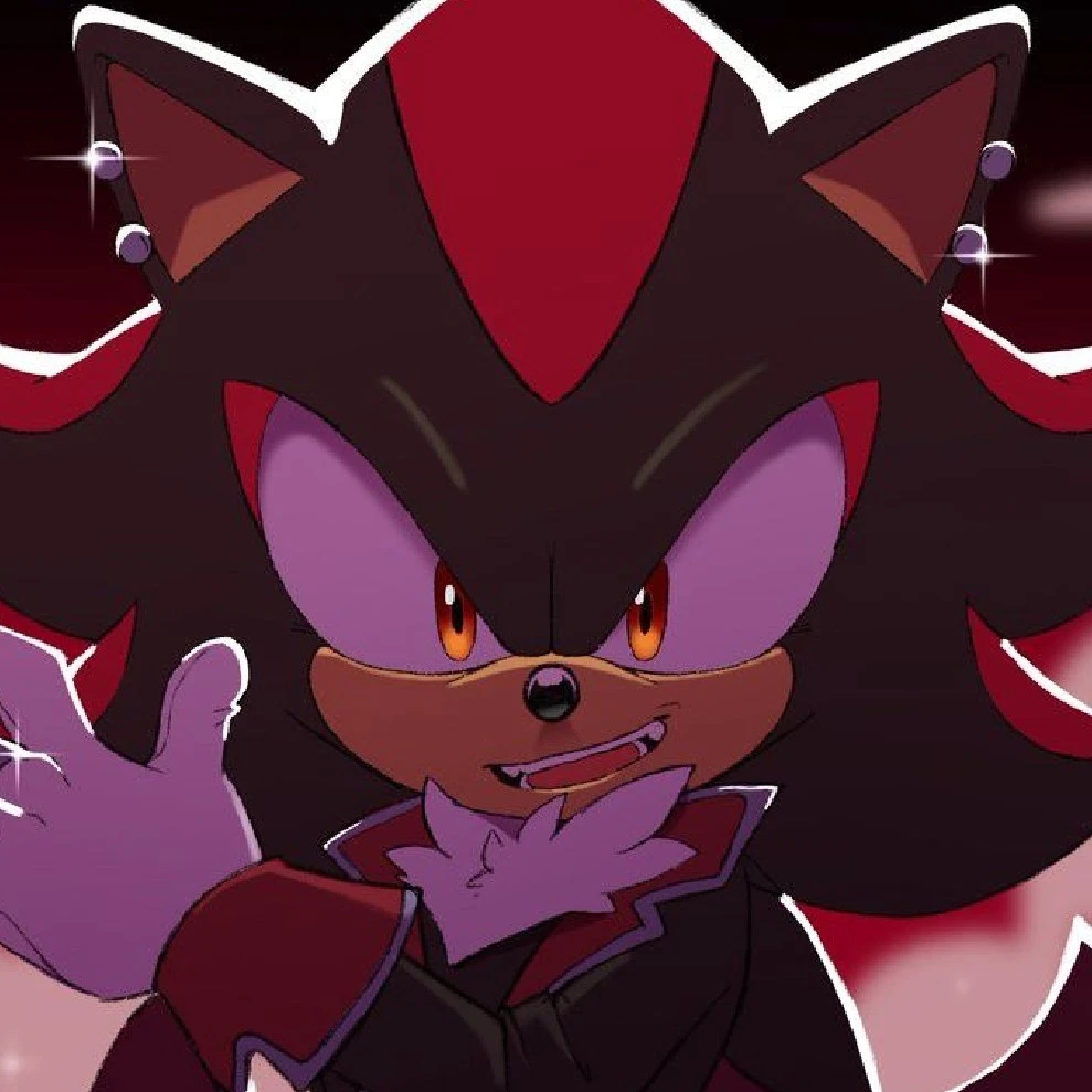 A vampire Shadow 🦇🩸🐾🖤