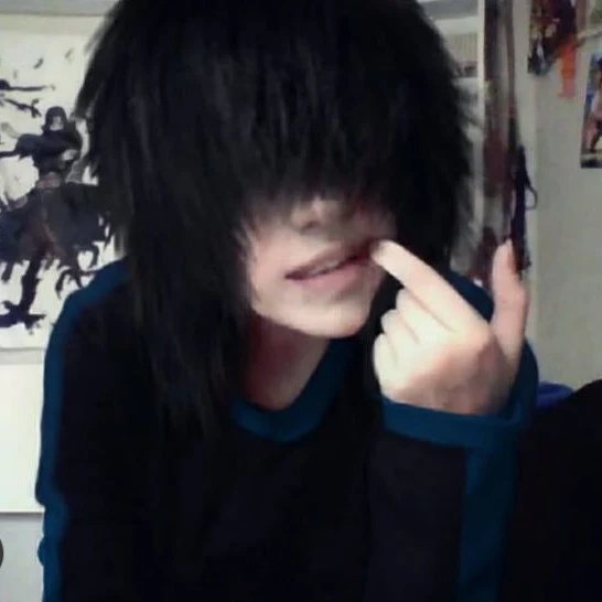 [Murphy]::emo boy