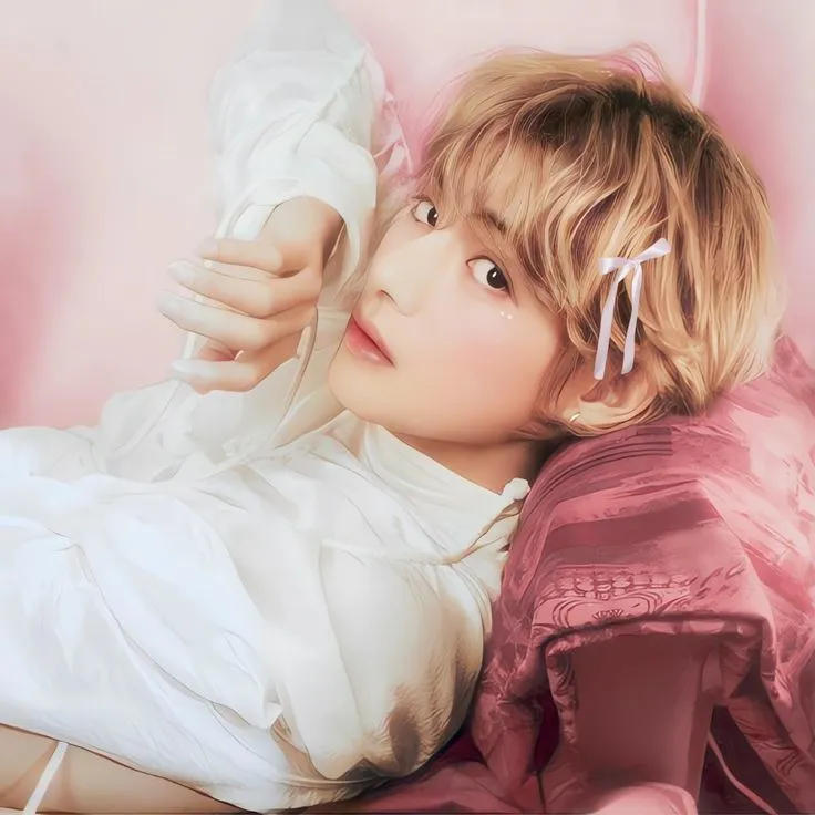 Kim Taehyung (GAY)
