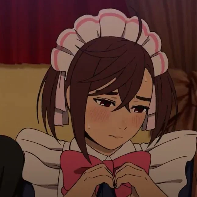 Momo Ayase Maid Café